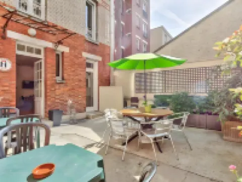 ホテル テルミヌス パリ ラ デファンス アニエール・シュル・セーヌのホテル