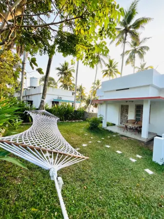 PointBreak Surf Stay