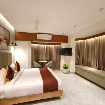 Mayo Suites