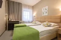 Полисть Отели в г. 