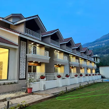 The Grand Leela Resort