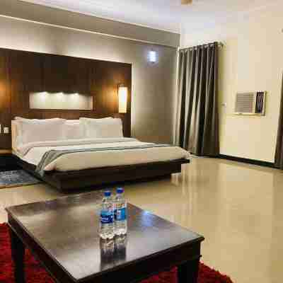 Hotel Yuvraj DX Rooms