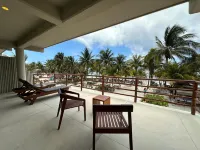 Noah Beach Hotel & Suites