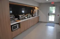 Microtel Inn & Suites by Wyndham Lubbock - breakfast