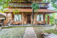 Omunity Bali Hotels in Singaraja