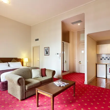 Grand Hotel Melbourne