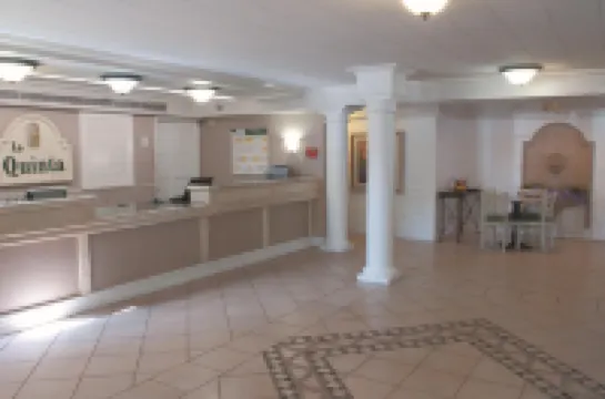 La Quinta Inn by Wyndham Bakersfield South