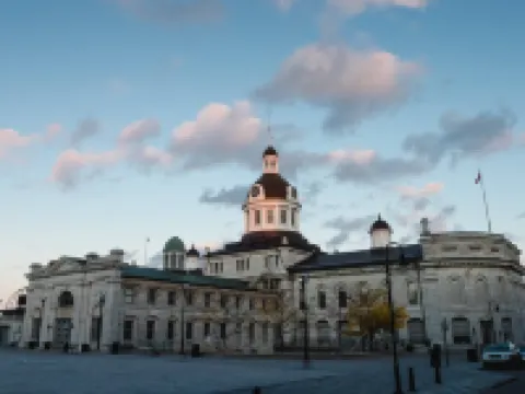Courtyard Kingston Highway 401/Division Street Hoteles en Kingston