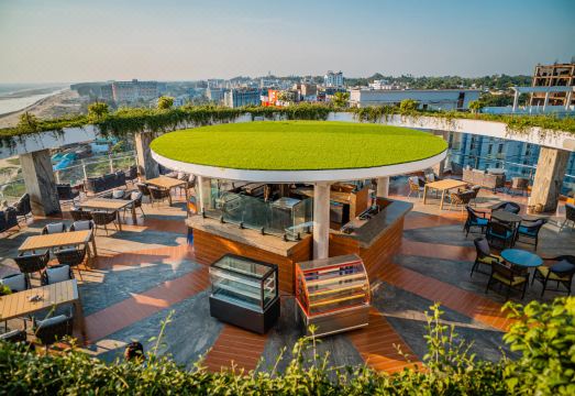 3. 라마다 바이 윈..