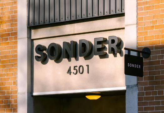 손더 르 게린 호텔 외관