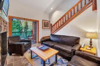 Mountain Lodge Telluride - balcony