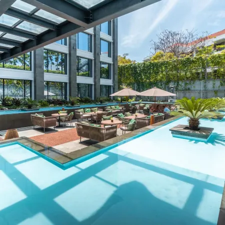 Holiday Inn BALI SANUR by IHG Отели рядом с достопримечательностью «Пляж Сегара»