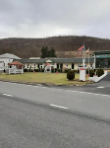 科拉瑞斯維利汽車旅館 拉瓦萊酒店