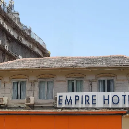 Empire Hotel Отели рядом с достопримечательностью «Центральный железнодорожный вокзал Мумбаи»
