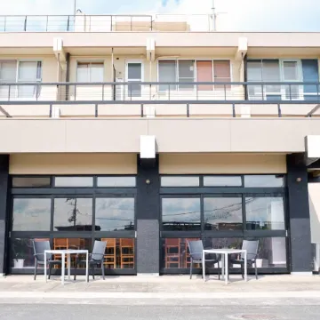 J-Hoppers Lake Biwa Guesthouse