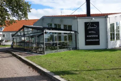 Hotell Svanen Hotels near Ölandsbron