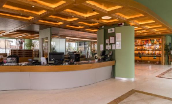 Hotel Antares Sport Beauty & Wellness - Housity