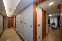 KA Hotel & Suites - parking