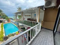 Tharadol Beach Resort - Beach