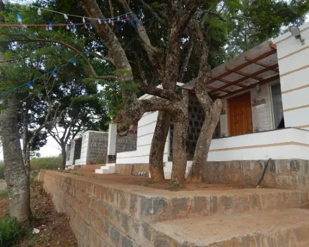 Oyla Cottage Hotels in Yercaud