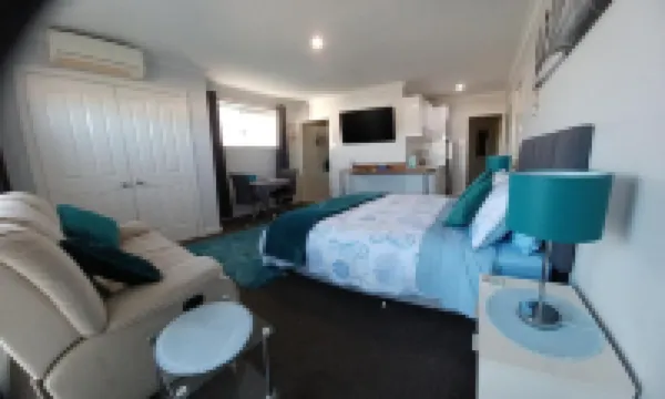 Palm Beach Guest House