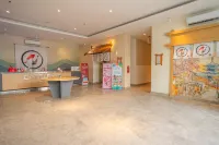 서퐁 가든 네이처 인 Cisauk 호텔