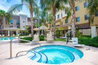Staybridge Suites PHOENIX - GLENDALE SPORTS DIST by IHG - Hot Tub