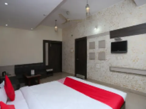 Hotel Sagar Castle Hotels in Ratlam