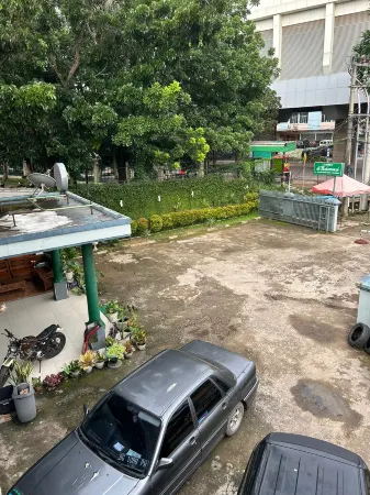 Losmen Al-Mukkaromah