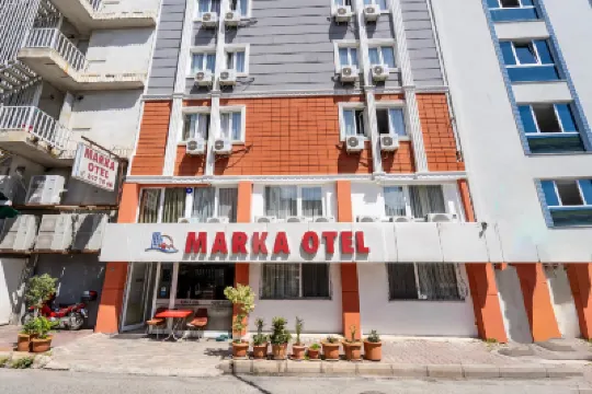 馬卡酒店 鄰近姆拉特帕夏清真寺的酒店