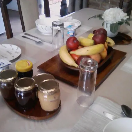 White Rose Guest House