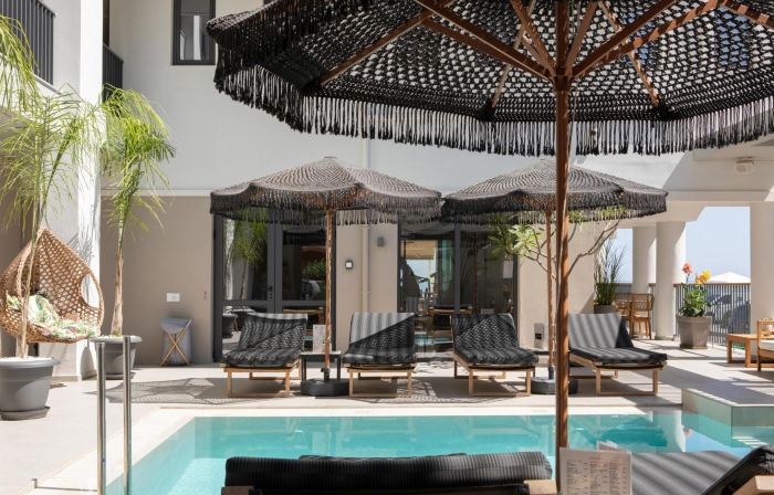 Ammos Suites