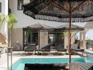 Ammos Suites
