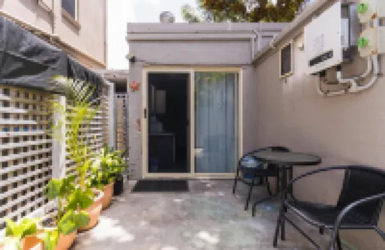 Manly Beach Guesthouse