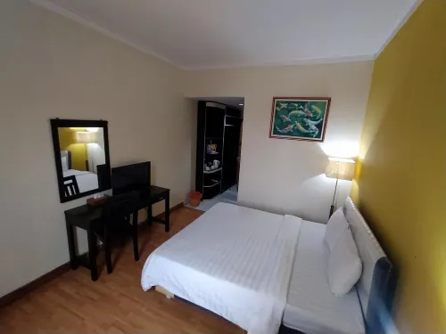 Hotel Prasasti Pacitan