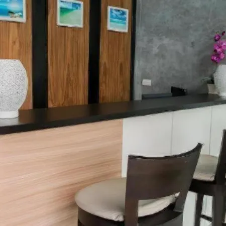 Panwana Resort Отели рядом с достопримечательностью «Мае Рампхуенг Бич»