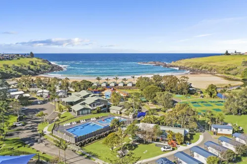 Big4 Tasman Holiday Parks - Easts Beach - Parking