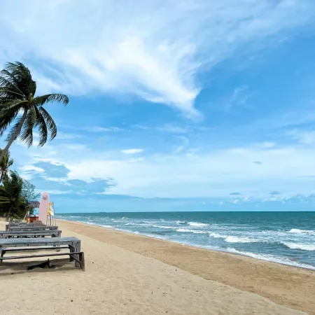 Rayong Chalet Hotel and Resort