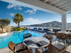 Deliades Hotel