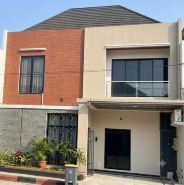 Rumah 5KT Sby Brt dkt Kidzania