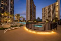 Aston at The Waikiki Banyan - Swimmingpools