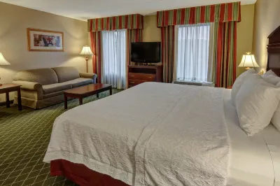 Hampton Inn Cambridge Hotels in Cambridge