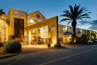 Protea Hotel Knysna Quays Hotels in Knysna Central