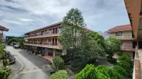 Panupong Hotel
