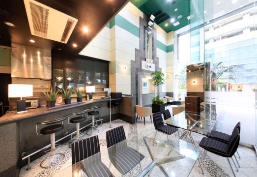 아쓰기 어번 호텔 조식 뷔페 또는 로비