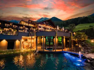 Andreus Resorts