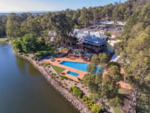 Oaks Cypress Lakes Resort Hotels in Pokolbin