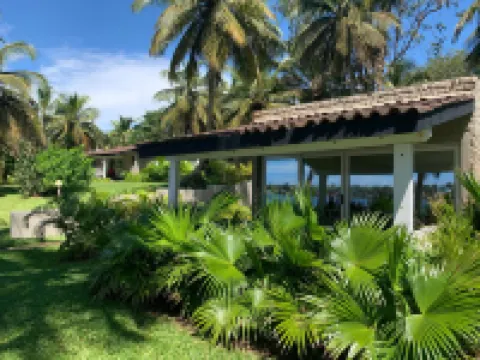 Hotel Coucoue Lodge Hotel di 