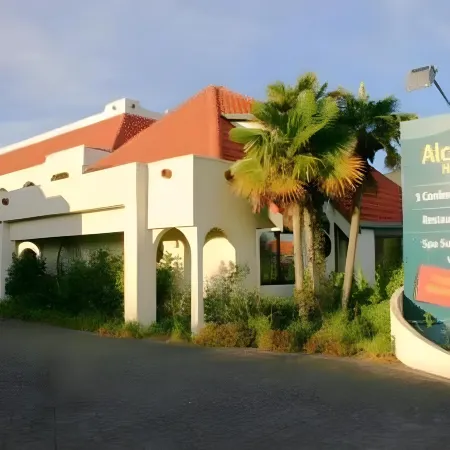 Alcamo Motel Отели в г. Гамильтон