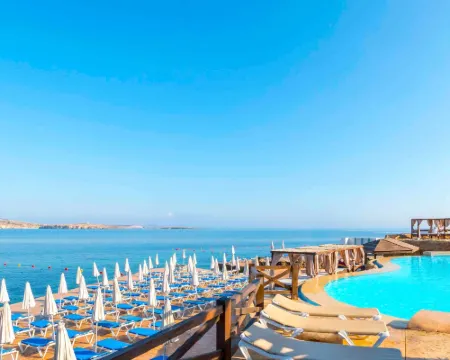 DoubleTree by Hilton Malta Hotels in Bugibba